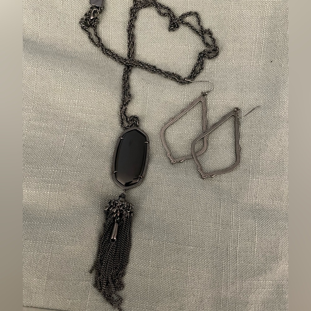 Kendra Scott necklace and earring set in Gunmetal